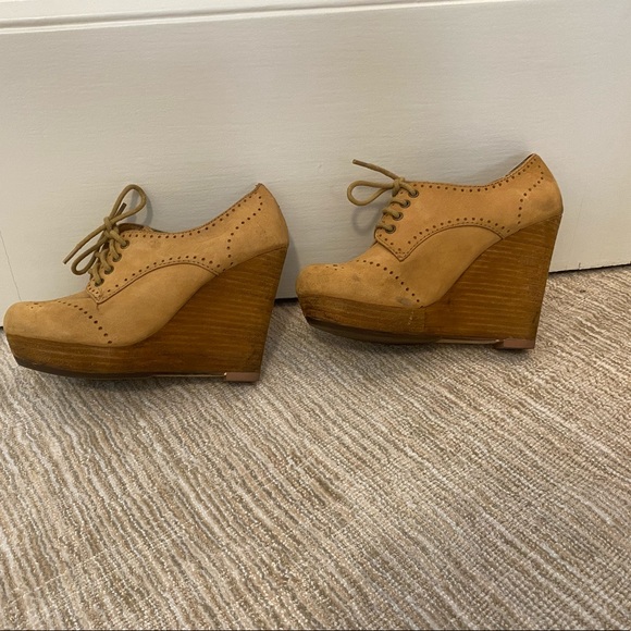 Seychelles size 6 5-inch platform Wedge Oxfords - Picture 2 of 5